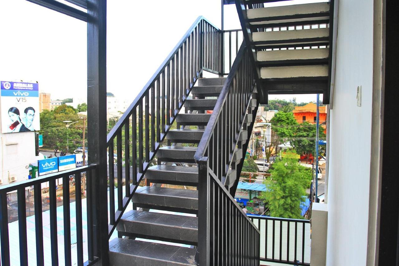 Reddoorz Plus At Pelita Guest House Balikpapan Bagian luar foto